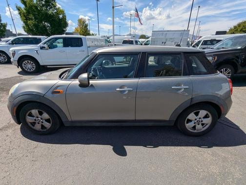 Melting Silver Metallic 2017 MINI Hardtop Cooper