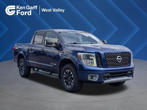 Deep Blue Pearl 2017 Nissan Titan PRO-4X