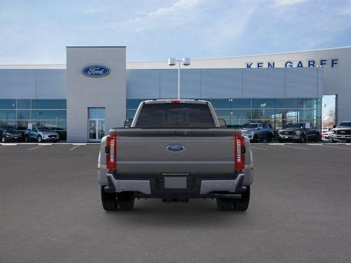 Carbonized Gray Metallic 2026 Ford F-450 Lariat