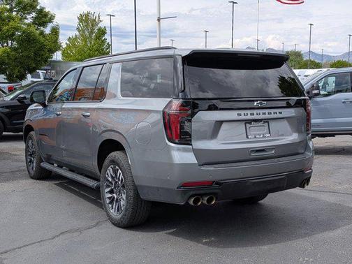Sterling Gray Metallic 2025 Chevrolet Suburban Z71