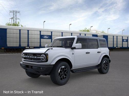 Oxford White 2026 Ford Bronco Outer Banks