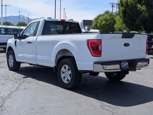 Oxford White 2022 Ford F-150 XL