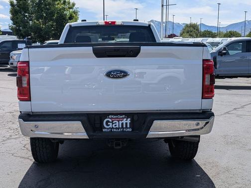 Oxford White 2022 Ford F-150 XL