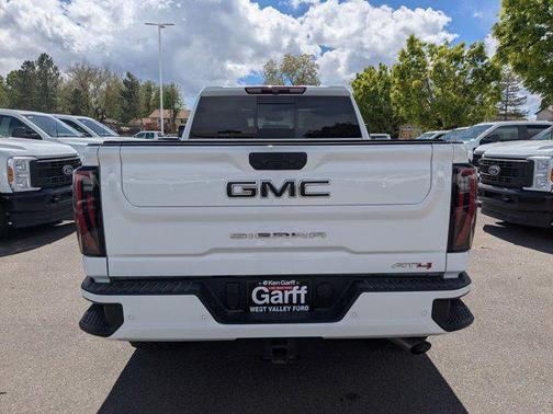 Summit White 2025 GMC Sierra 3500 AT4
