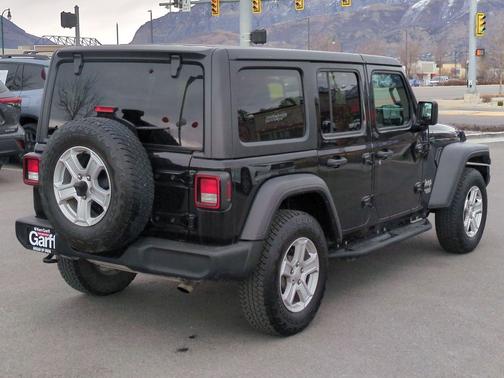 Black Clearcoat 2020 Jeep Wrangler Unlimited Sport