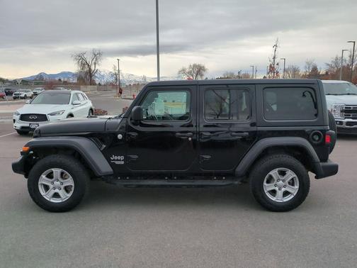 Black Clearcoat 2020 Jeep Wrangler Unlimited Sport