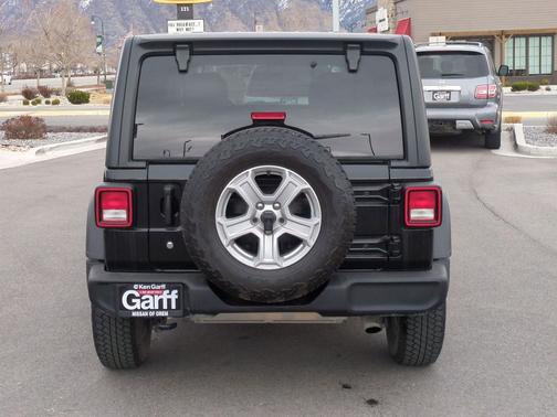 Black Clearcoat 2020 Jeep Wrangler Unlimited Sport