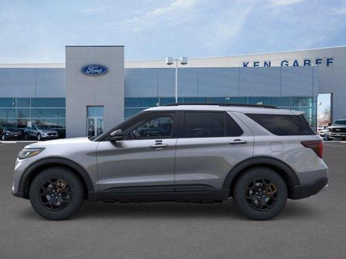 Carbonized Gray Metallic 2026 Ford Explorer Tremor