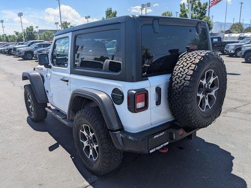 Bright White Clearcoat 2021 Jeep Wrangler Rubicon