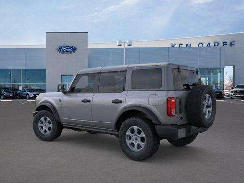 Carbonized Gray Metallic 2026 Ford Bronco Big Bend
