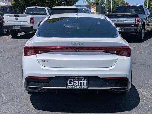 Glacial White Pearl 2023 Kia K5 LXS