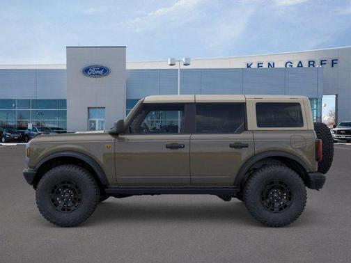 Marsh Gray 2026 Ford Bronco Badlands