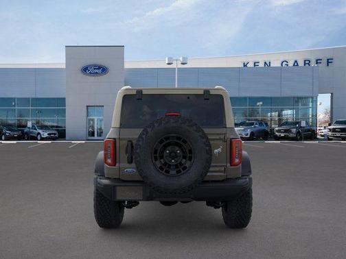 Marsh Gray 2026 Ford Bronco Badlands