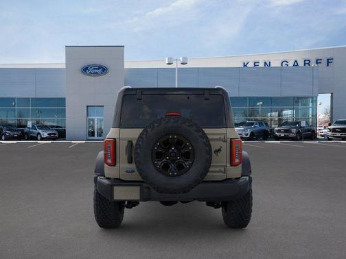 Beige 2026 Ford Bronco Outer Banks