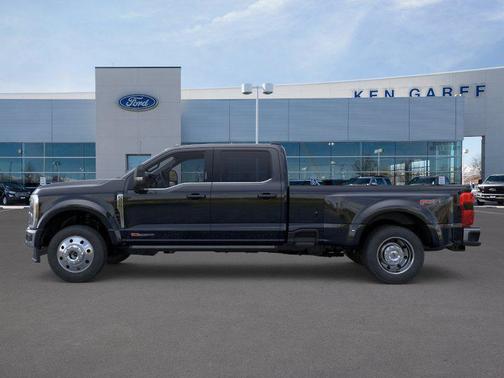 Agate Black Metallic 2026 Ford F-450 Lariat