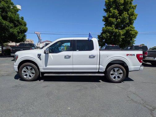 Star White Metallic Tri-Coat 2023 Ford F-150 Platinum
