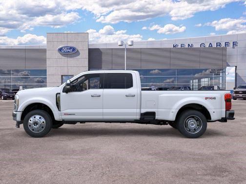 Star White Metallic Tri-Coat 2026 Ford F-450 Lariat