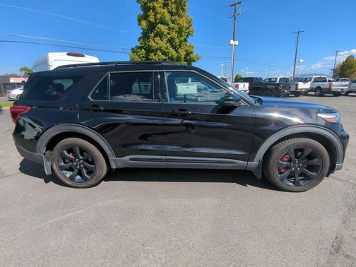 Agate Black Metallic 2021 Ford Explorer ST