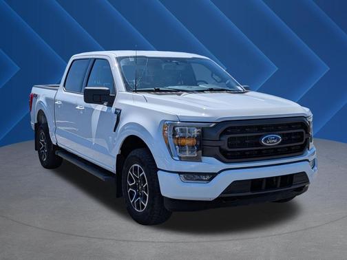 Oxford White 2023 Ford F-150 XLT