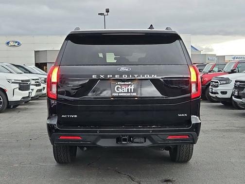 AGATE BLACK METALLIC 2025 Ford Expedition Max ACTIVE