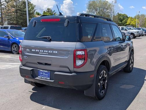 CARBONIZED GRAY METALLIC 2023 Ford Bronco Sport OUTER BANKS