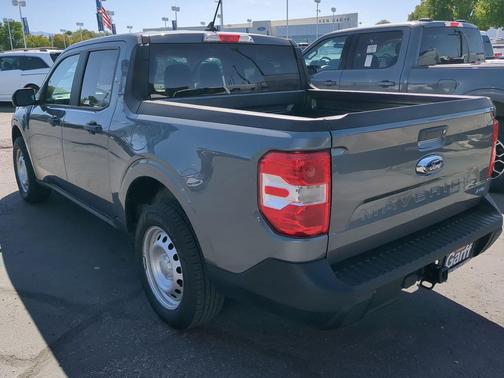 Carbonized Gray Metallic 2022 Ford Maverick XL