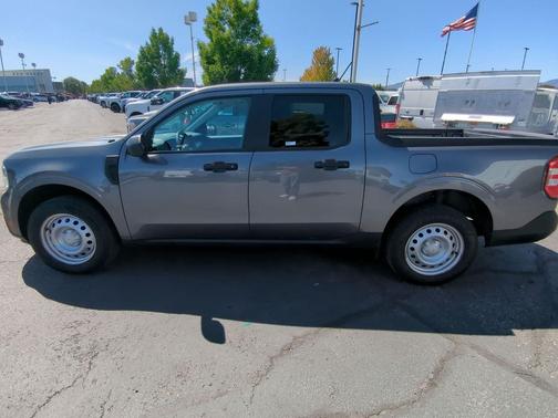 Carbonized Gray Metallic 2022 Ford Maverick XL