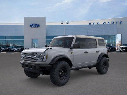 Avalanche Gray 2026 Ford Bronco Badlands