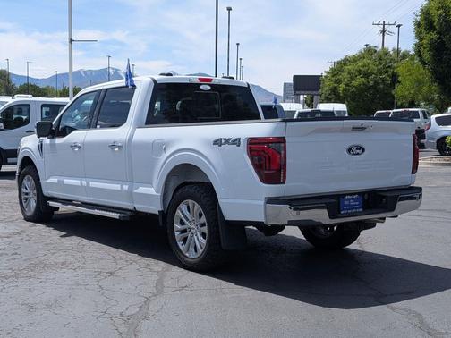 Oxford White 2024 Ford F-150 Lariat