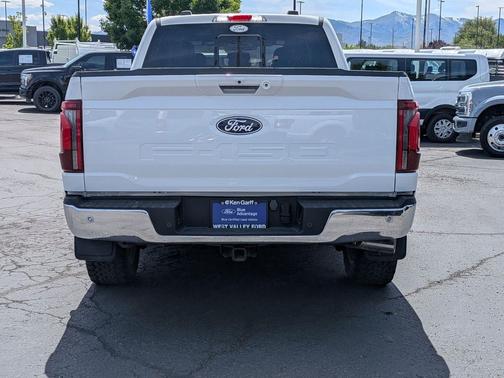 Oxford White 2024 Ford F-150 Lariat