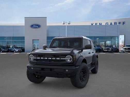 Shadow Black 2026 Ford Bronco Outer Banks