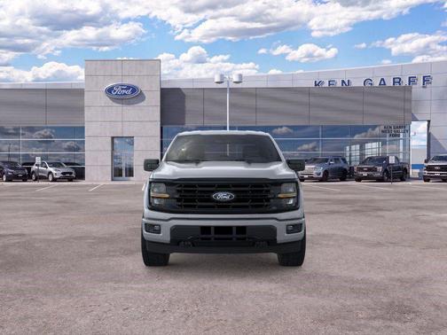 Avalanche 2026 Ford F-150 XLT