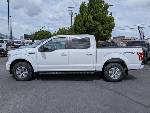 Oxford White 2019 Ford F-150 XLT