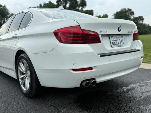 2015 BMW 528 2015 BMW 528I