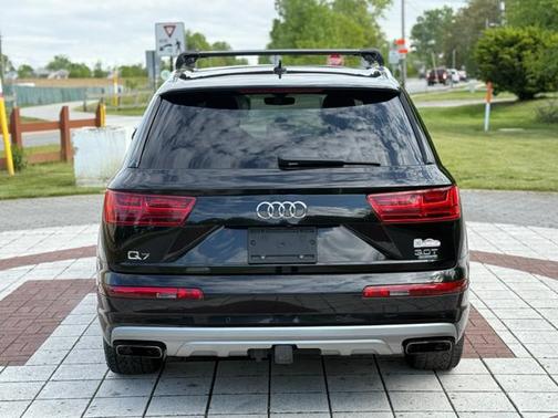 2017 Audi Q7 3.0T Premium