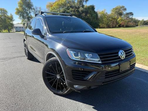 2017 Volkswagen Touareg V6 Wolfsburg Edition