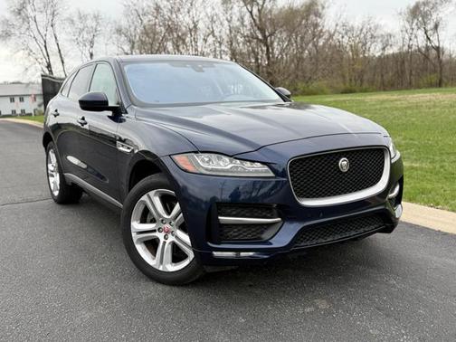 Dark Sapphire Metallic 2017 Jaguar F-PACE 35t R-Sport