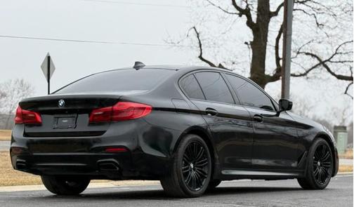 2017 BMW 530 530i