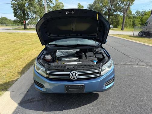 Pacific Blue Metallic 2017 Volkswagen Tiguan 2.0T S