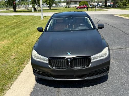 Black 2016 BMW 750 I