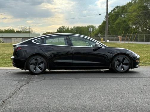 2018 Tesla Model 3 Performance