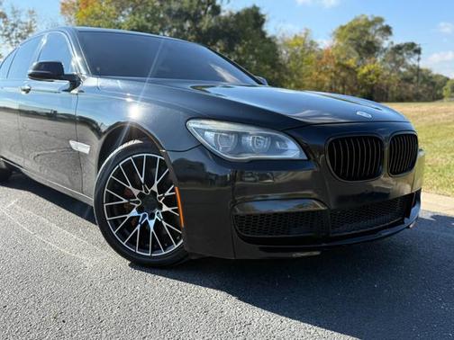 2014 BMW 750 i xDrive