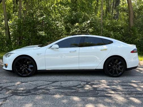 2016 Tesla Model S 70