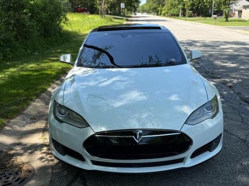 2016 Tesla Model S 70