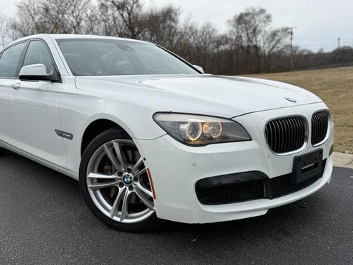 2012 BMW 750 Li xDrive
