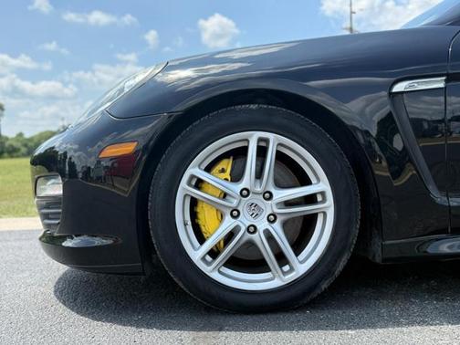 2011 Porsche Panamera 4