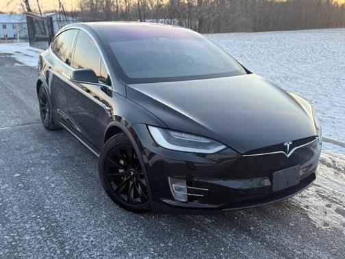 2017 Tesla Model X 90D