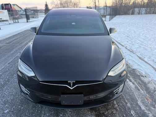 2017 Tesla Model X 90D