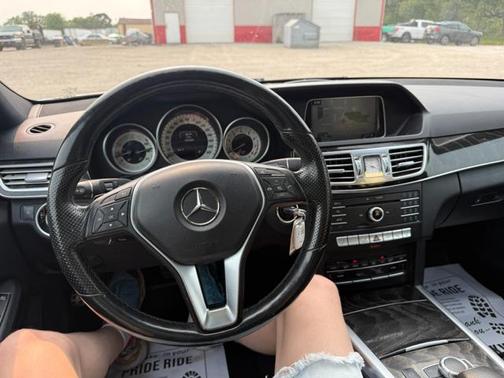 2016 Mercedes-Benz E-Class 4MATIC