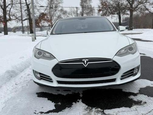 2013 Tesla Model S Performance